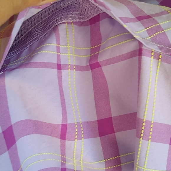 Columbia Omni Shade Button front Outdoor Top M - Picture 8 of 9